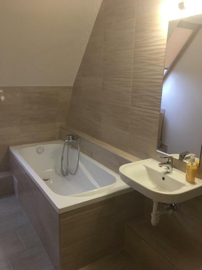 Tiszavilag Pihenohaz Hotell Tiszakécske Exteriör bild